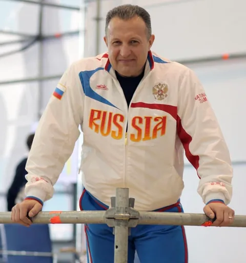 Иванов  Сергей Викторович